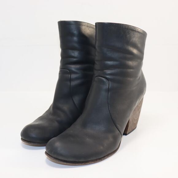 Coclico Black Leather Wedge Ankle Boots Made in Spain Size 37 (US6-6.5) - Picture 2 of 8